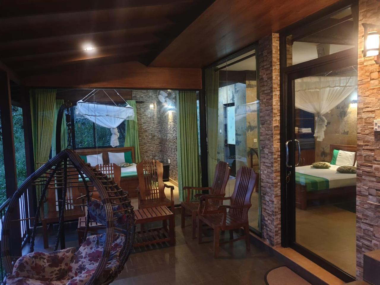 Ella Mount Relax Cottage Exterior photo